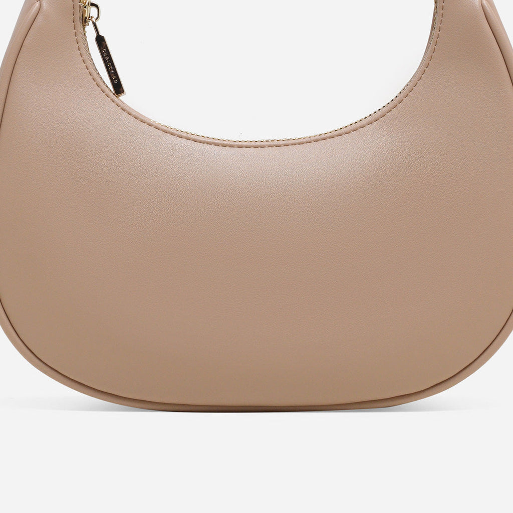 Latte Beige-text