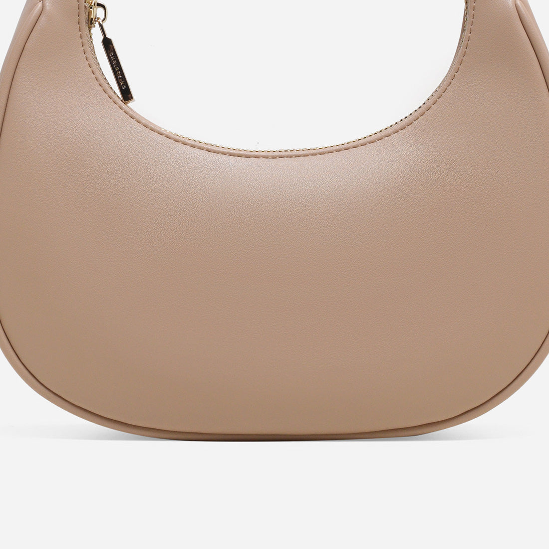 Latte Beige-text